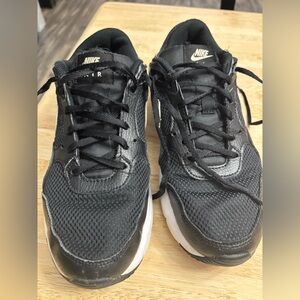 Nike Air Black and White Athletic Shoes